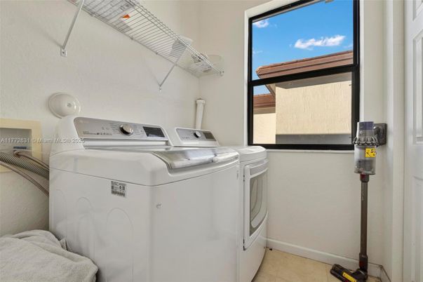 Interior, Utility Closets, Washer