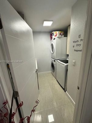 Interior, Washer