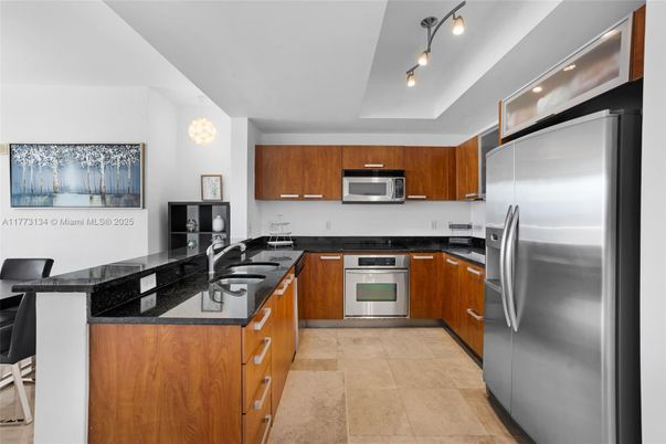 Interior, Kitchen, Pendant Lights, Stainless Steel Appliances