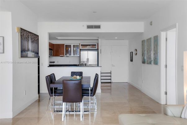 Dining room, Interior, Kitchen, Recessed Lighting, Stainless Steel Appliances