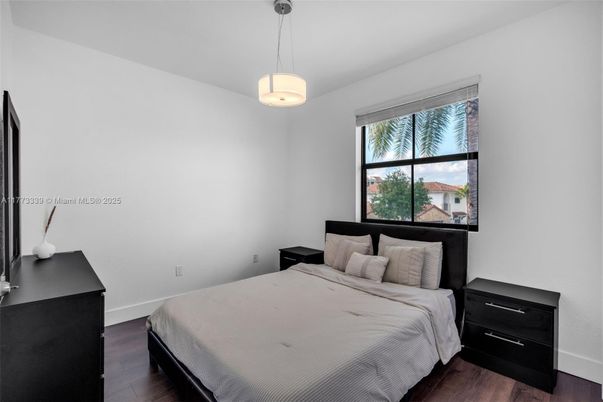 Bedroom, Interior, Pendant Lights, Wood Texture Flooring