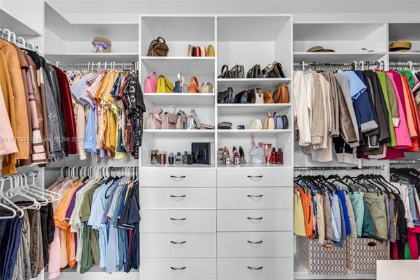 Interior, Walk-in Closets