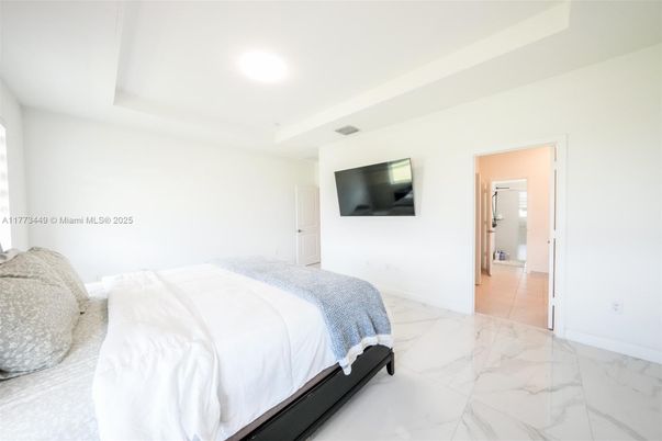 Bedroom, Interior, Marble, Recessed Lighting