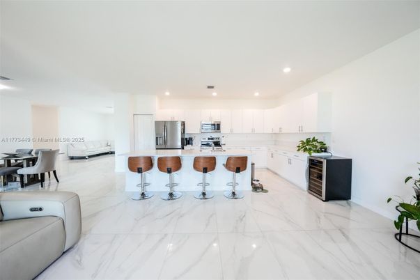 Dining room, Interior, Kitchen, Marble, Recessed Lighting, Stainless Steel Appliances