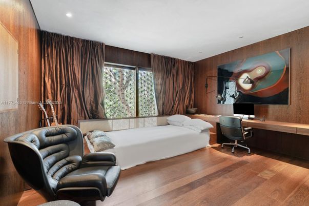 Interior, Living room, Recessed Lighting, Wood Texture Flooring, Wooden Walls