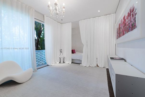 Chandelier, Interior, Recessed Lighting