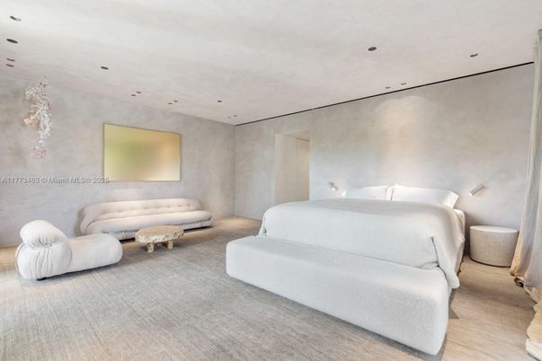 Bedroom, Chandelier, Interior, Recessed Lighting