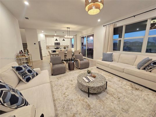 Chandelier, Dining room, Interior, Kitchen, Living room, Pendant Lights, Recessed Lighting, Stainless Steel Appliances