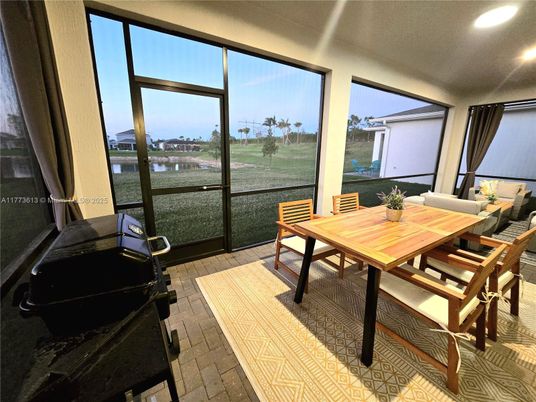 Dining room, Interior, Recessed Lighting, Water