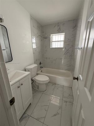 Bathroom, Interior, Marble, Marble Walls