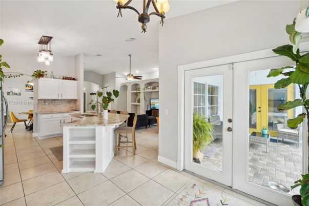 Dining room, Interior, Kitchen, Recessed Lighting
