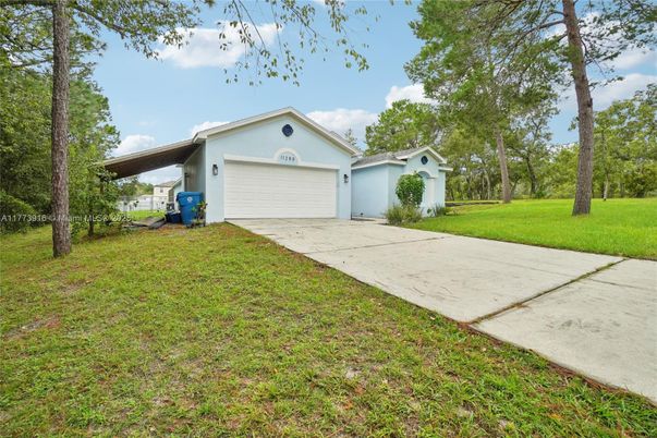 Backyard, Detached Garage, Exterior