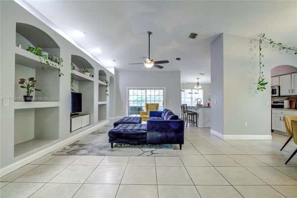 Interior, Kitchen, Pendant Lights, Recessed Lighting