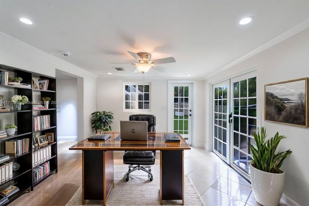 Home Office, Interior, Recessed Lighting, Wood Texture Flooring