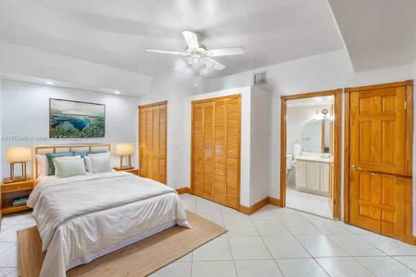Bathroom, Bedroom, Interior, Recessed Lighting
