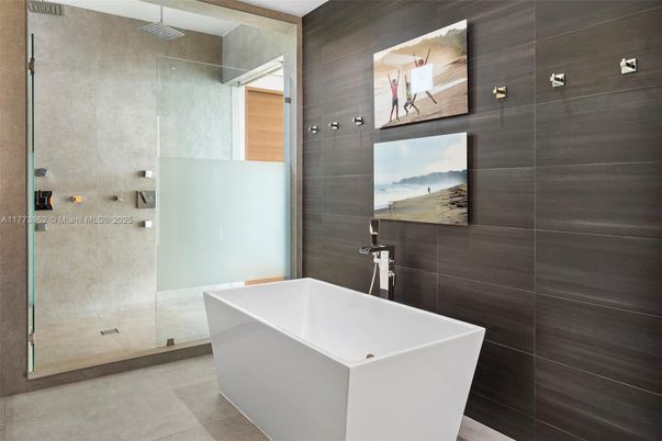 Bathroom, Free Standing Baths, Glass Shower, Interior