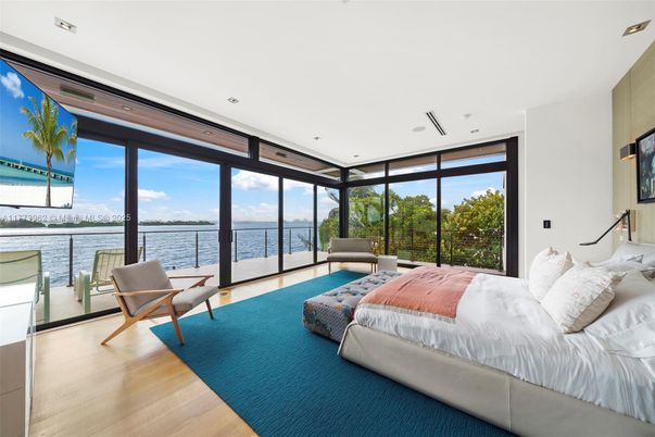 Bedroom, Interior, Recessed Lighting, Water, Wood Texture Flooring