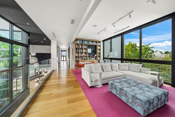 Interior, Living room, Pendant Lights, Recessed Lighting, Wood Texture Flooring