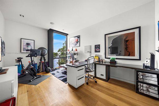 Fitness Equipment, Home Office, Interior, Recessed Lighting, Wood Texture Flooring