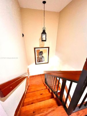 Interior, Pendant Lights, Wood Texture Flooring