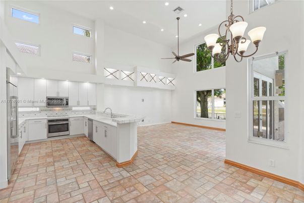 Chandelier, Interior, Kitchen, Pendant Lights, Recessed Lighting