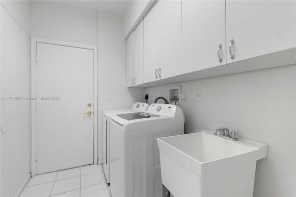 Interior, Washer