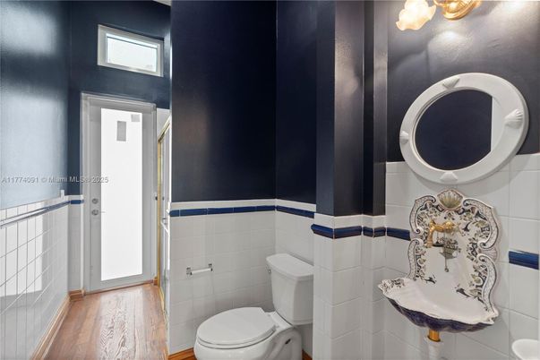 Bathroom, Interior, Wood Texture Flooring