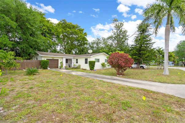 Attached, Backyard, Exterior, Facade, Ranch