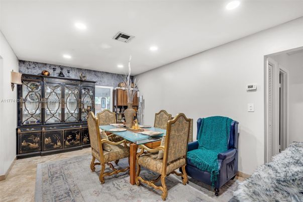 Dining room, Interior, Recessed Lighting