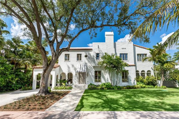 Backyard, Exterior, Facade, Spanish Mediterranean