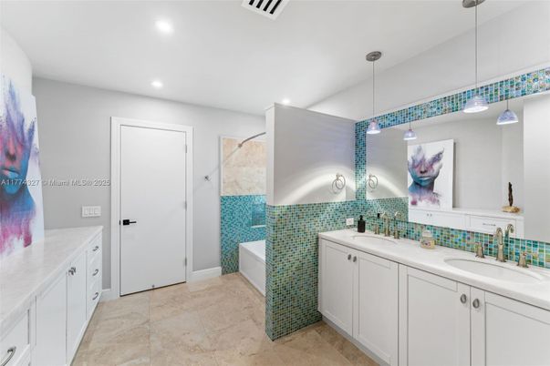 Bathroom, Dual Sink Vanities, Glass Shower, Interior, Pendant Lights, Recessed Lighting