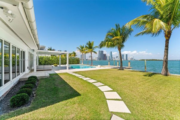 Backyard, Exterior, Lake, Pool, Water