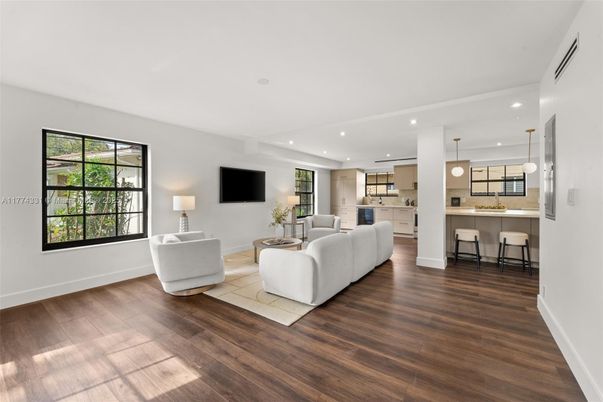 Interior, Kitchen, Living room, Pendant Lights, Recessed Lighting, Wood Texture Flooring