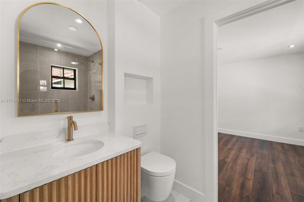 Bathroom, Interior, Recessed Lighting, Wood Texture Flooring