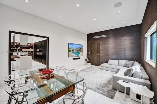 Dining room, Interior, Living room, Recessed Lighting