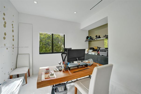 Home Office, Interior, Recessed Lighting