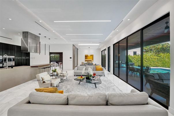 Interior, Kitchen, Living room, Pendant Lights, Recessed Lighting