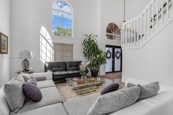 Interior, Living room, Pendant Lights