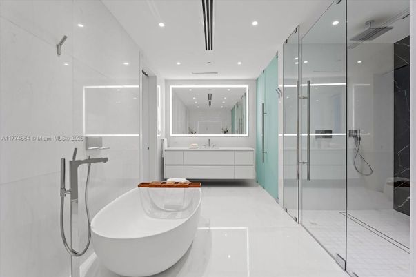 Bathroom, Free Standing Baths, Glass Shower, Interior, Recessed Lighting