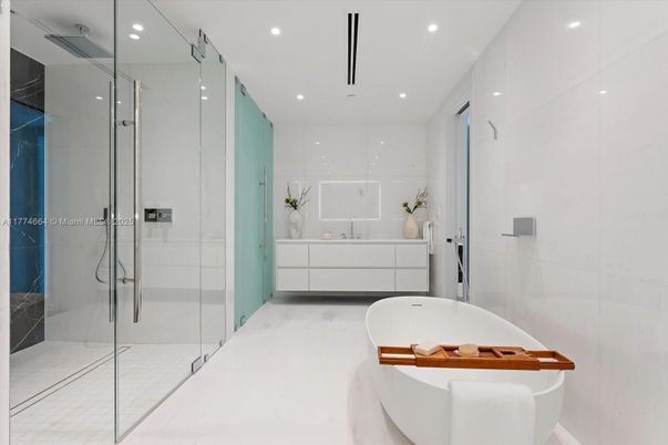 Bathroom, Free Standing Baths, Glass Shower, Interior, Recessed Lighting