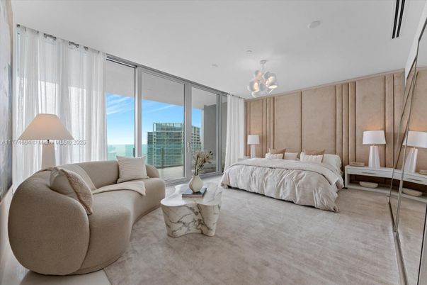 Bedroom, Interior, Pendant Lights
