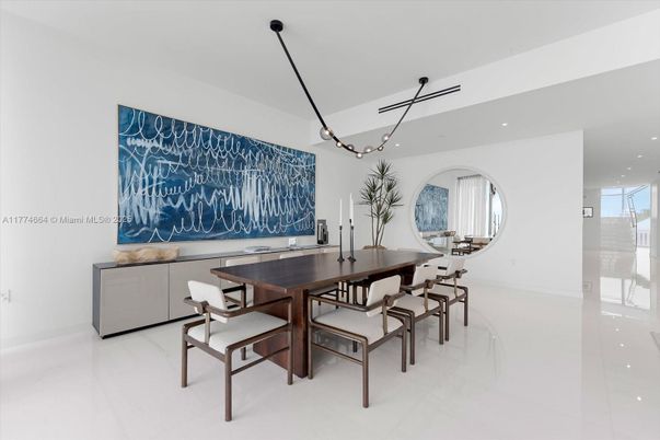 Dining room, Interior, Pendant Lights, Recessed Lighting