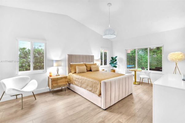Bedroom, Interior, Pendant Lights, Wood Texture Flooring
