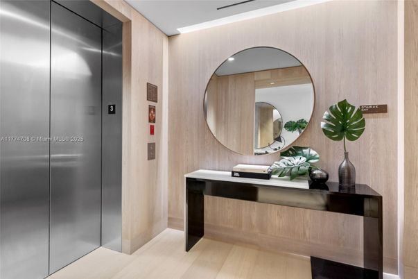 Elevator, Interior, Wood Texture Flooring