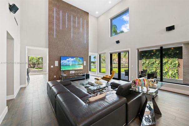 Interior, Living room, Recessed Lighting, Wood Texture Flooring