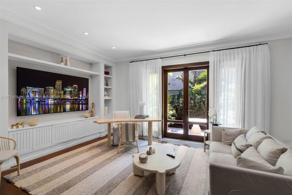 Home Office, Interior, Living room, Recessed Lighting, Wood Texture Flooring