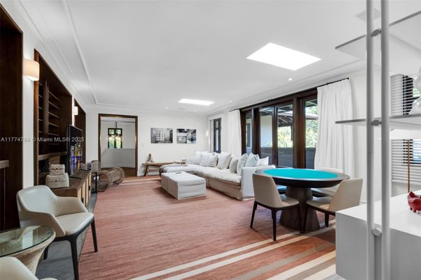Dining room, Game Room, Interior, Living room, Recessed Lighting