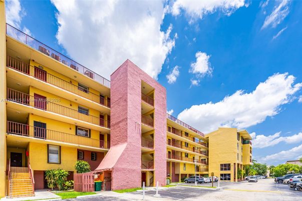 Exterior, Facade, Condo Building