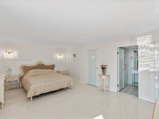 Bathroom, Bedroom, Interior