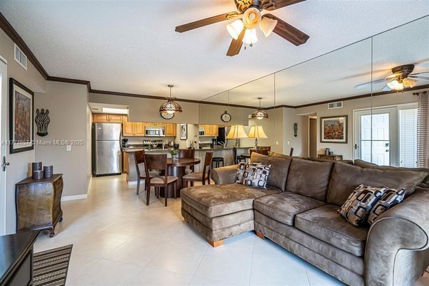 Dining room, Interior, Kitchen, Living room, Pendant Lights, Stainless Steel Appliances